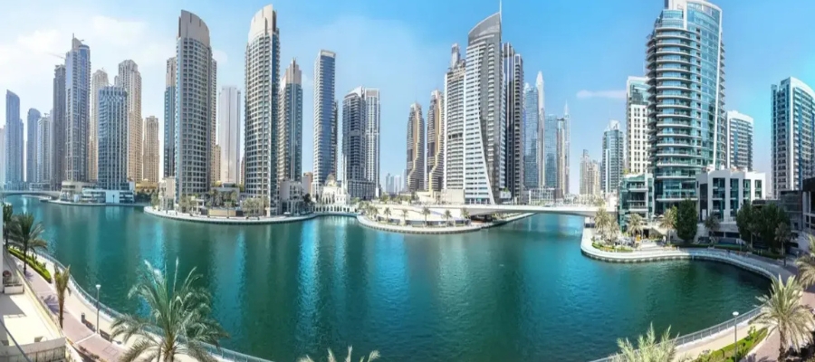 Modern properties in Dubai Maritime City