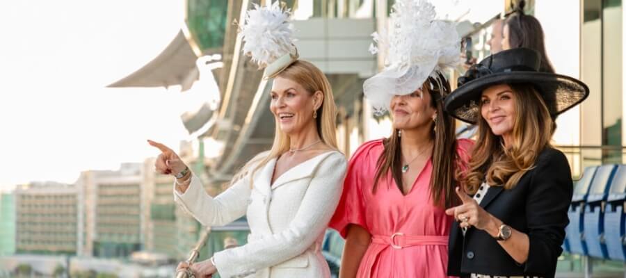 Watching Horse Racing in Dubai